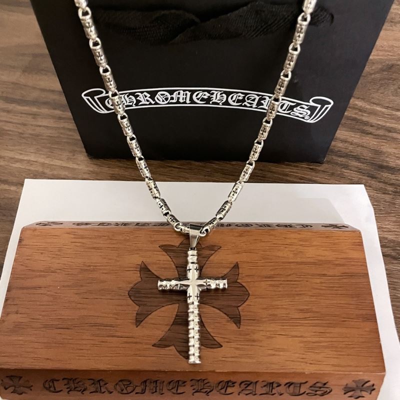 Ch**me He**ts necklaces
